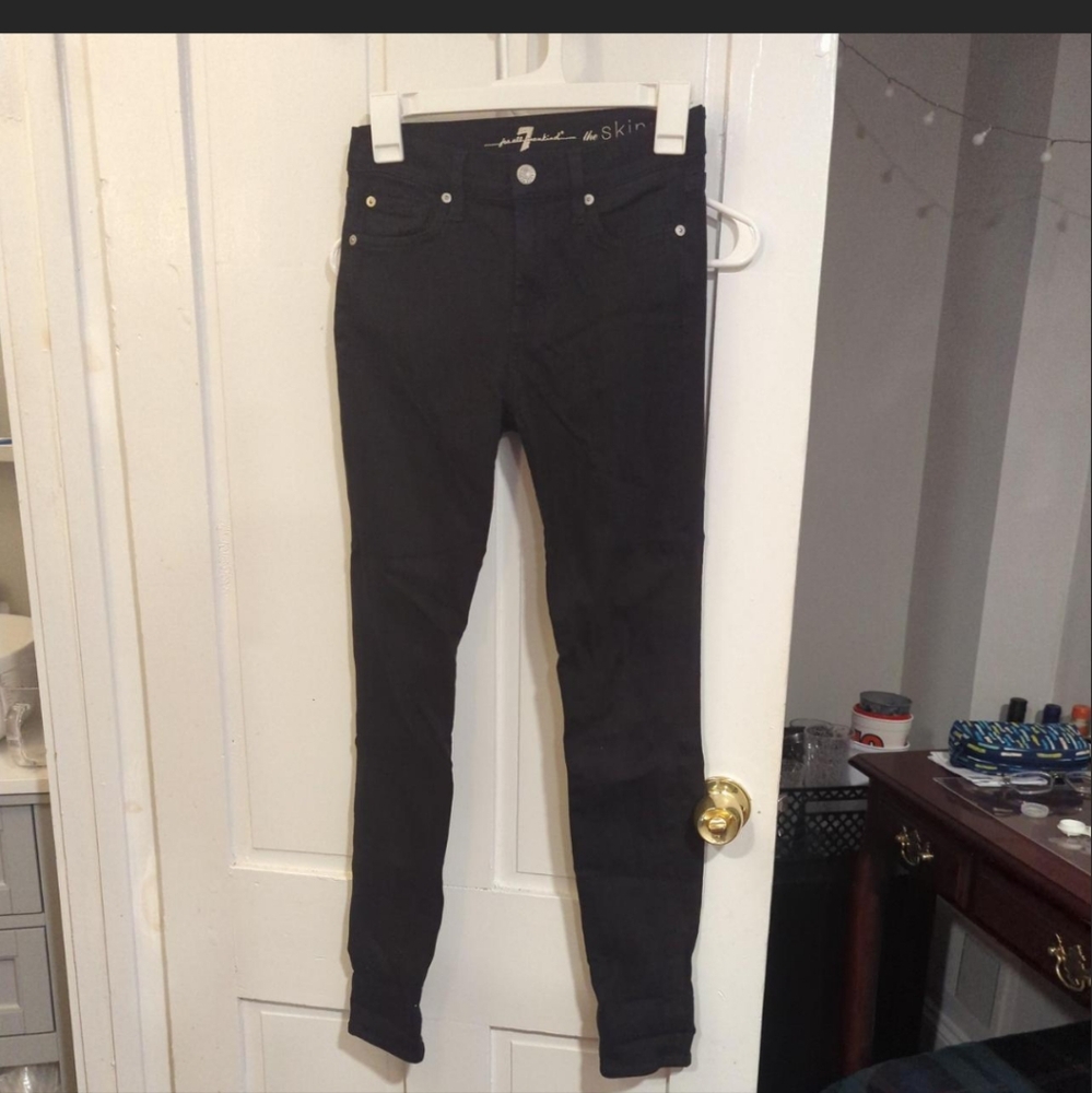 Black Skinny Jeans